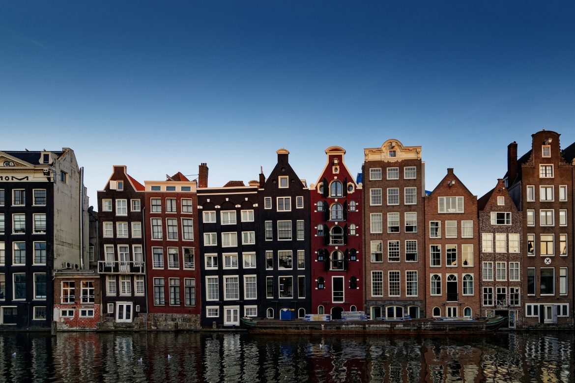 Barrio y canales clásicos de Ámsterdam