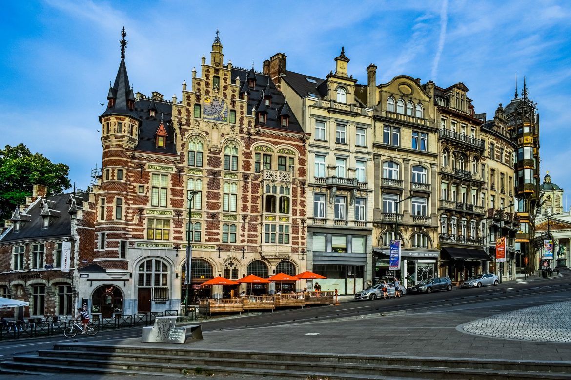 Edificios y arquitectura clásicos y modernos de Bruselas