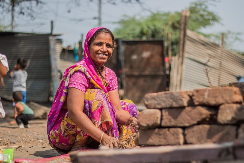 En India, las mujeres son las encargadas de las tareas domésticas